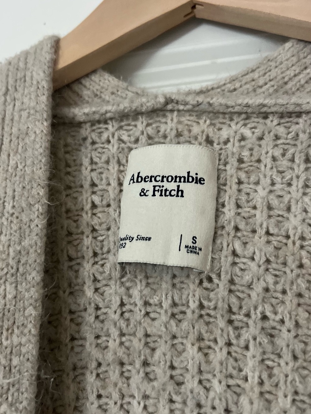 Abercrombie & Fitch Light Grey Waffle Knit Open Front Cardigan - Picture 5 of 7